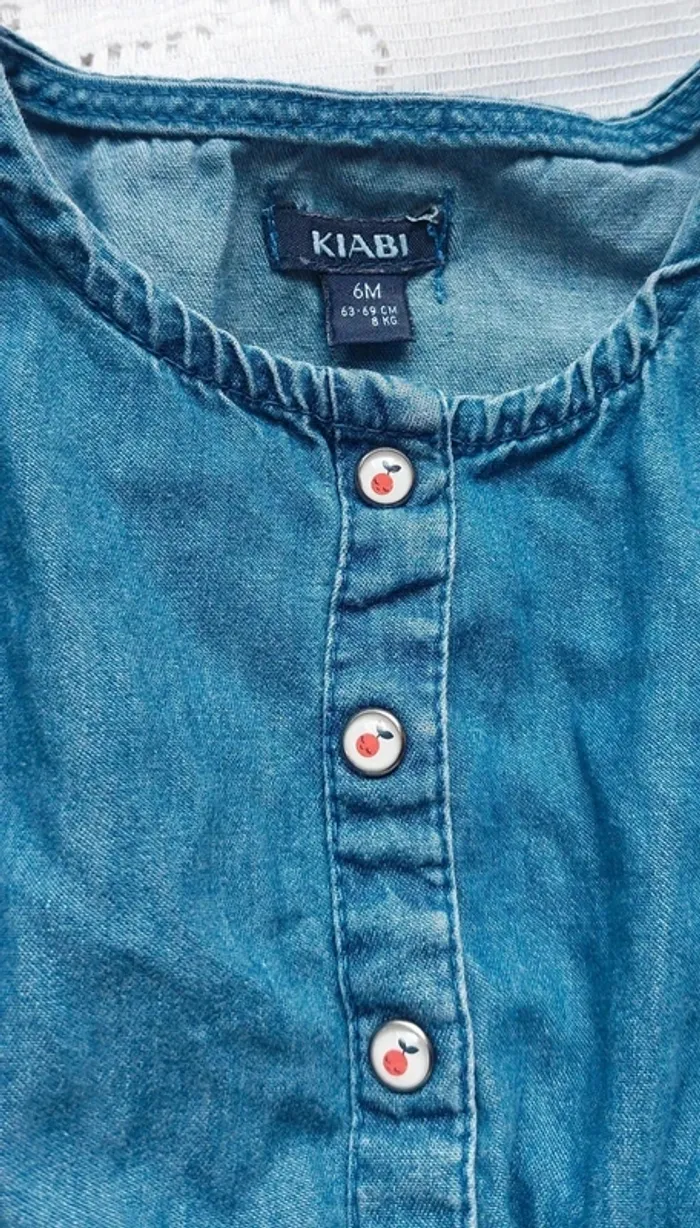 Robe en jean bleu, Kiabi, en très bon état, taille 6 mois - photo numéro 3