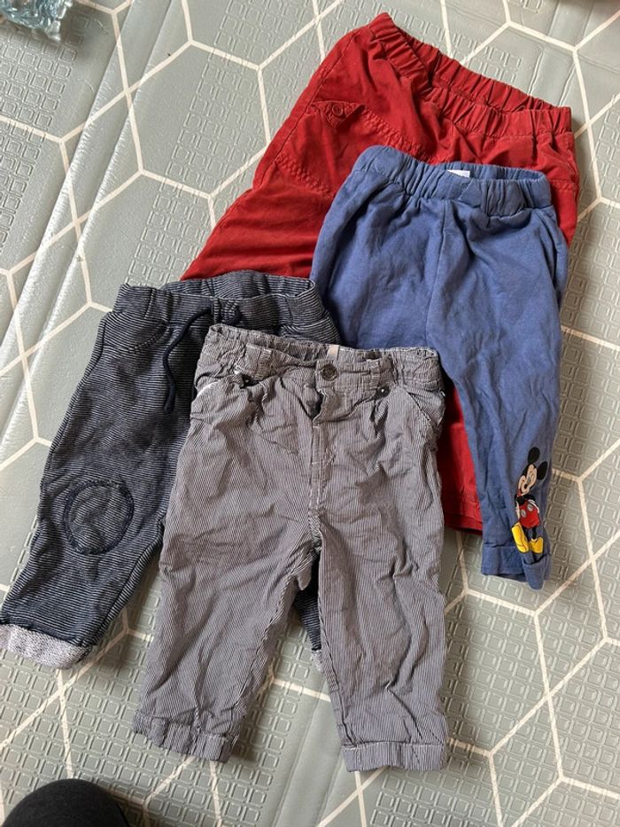 Lot 4 pantalons bébé 18 mois