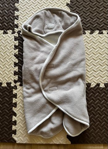 Couverture enveloppante Red Castle