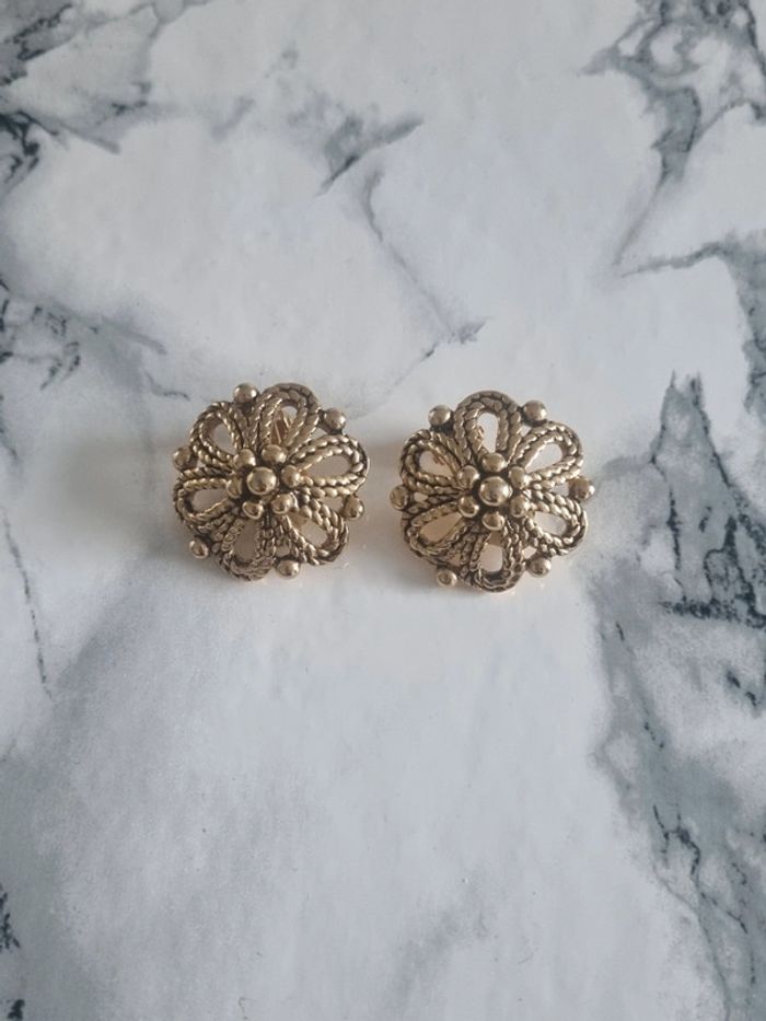 Paire de boucle d'oreille doré a clips vintage - photo numéro 4