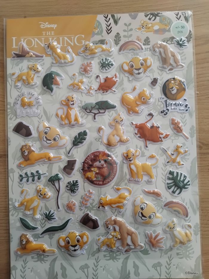 Autocollant  roi lion