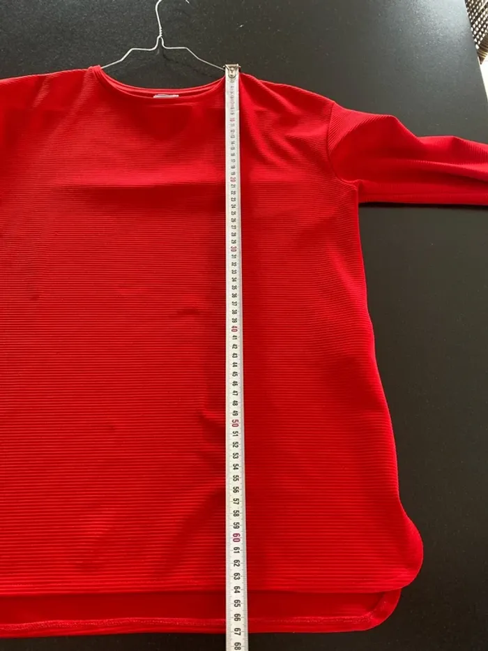 Haut rouge Taille M - photo numéro 8
