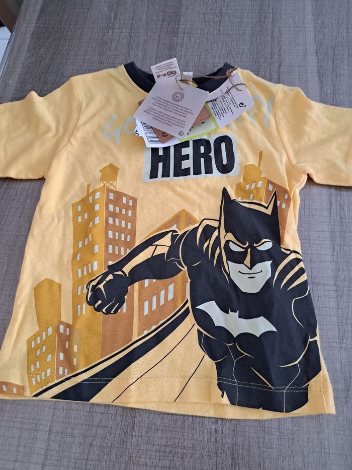 Tee shirt batman