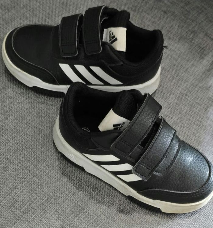 💙😍 baskets adidas pointure 24 😍💙
