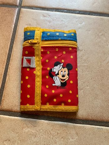 Porte feuilles Disney