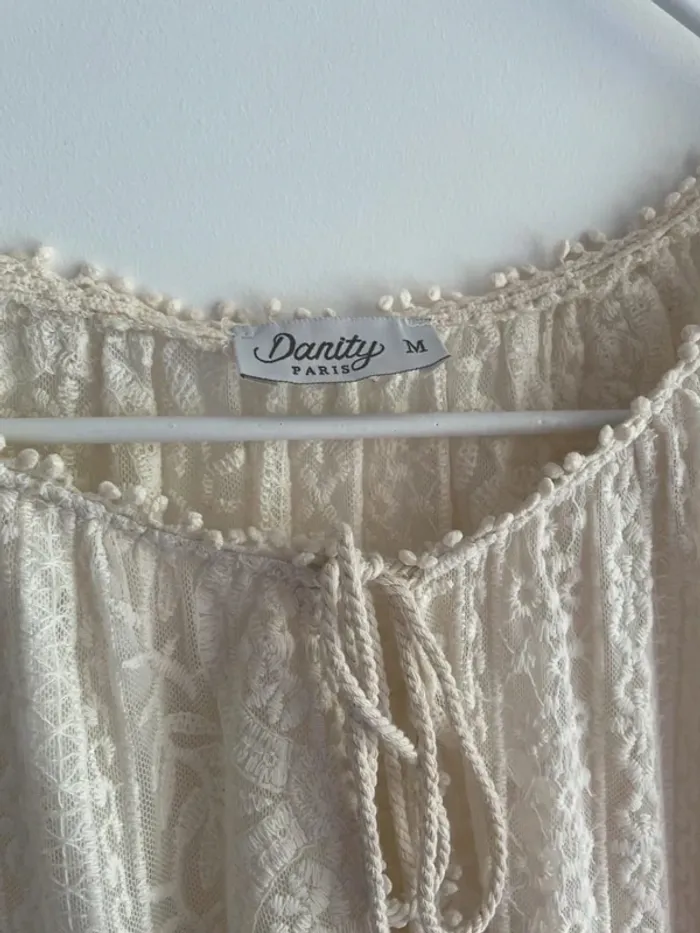 Robe dentelle crème taille M - photo numéro 2