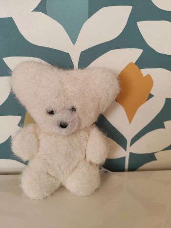 Doudou peluche ourson ours nounours betella