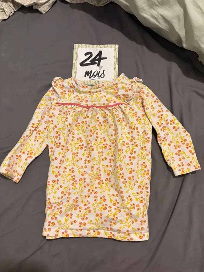 Robe 24 mois
