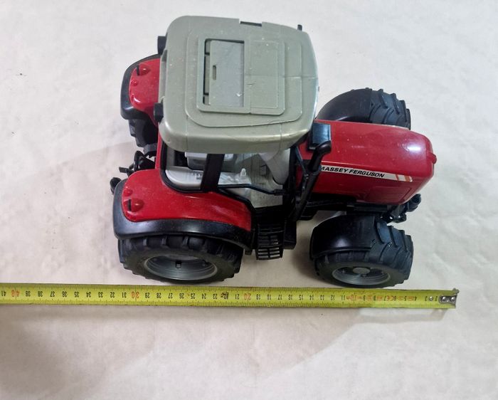Tracteur miniature  / jouet  , Bruder  , Massey Ferguson 7480 - photo numéro 8