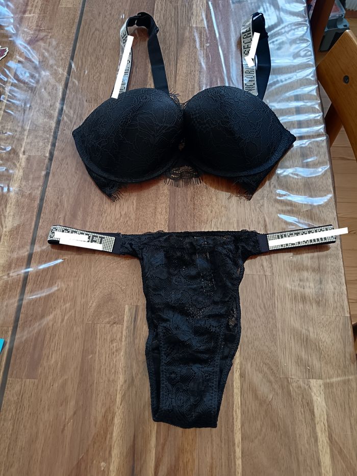 Ensemble sous vêtements noir