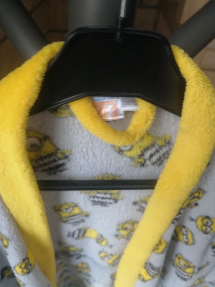 Peignoir minions 116/122 - photo numéro 2