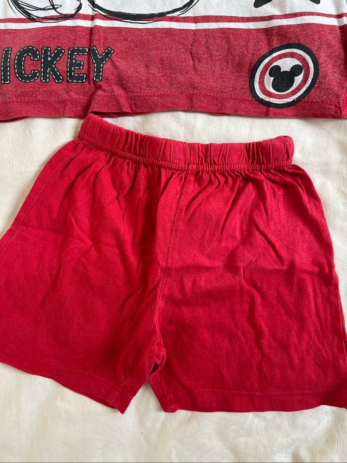 Pyjama short Mickey Mouse rouge 4A TBE - photo numéro 3