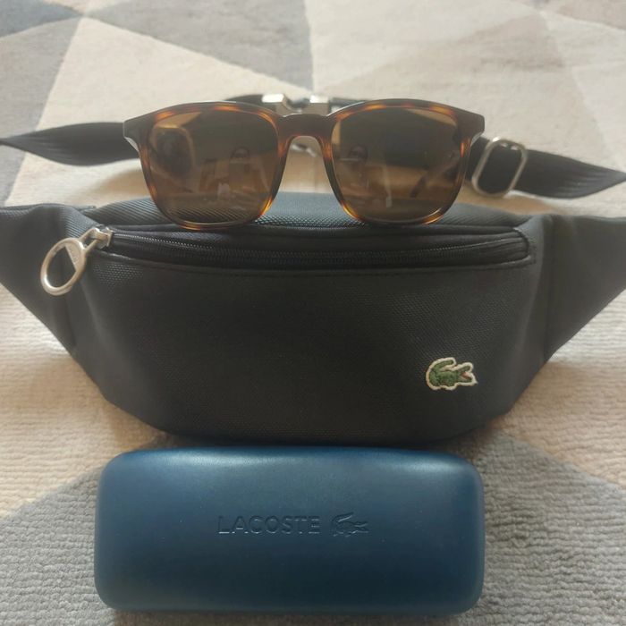 Lunette de soleil Lacoste