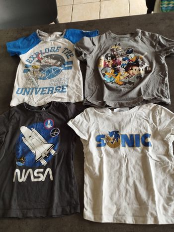 Lot 4 t-shirts