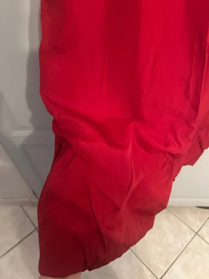 Robe longue rouge - photo numéro 2