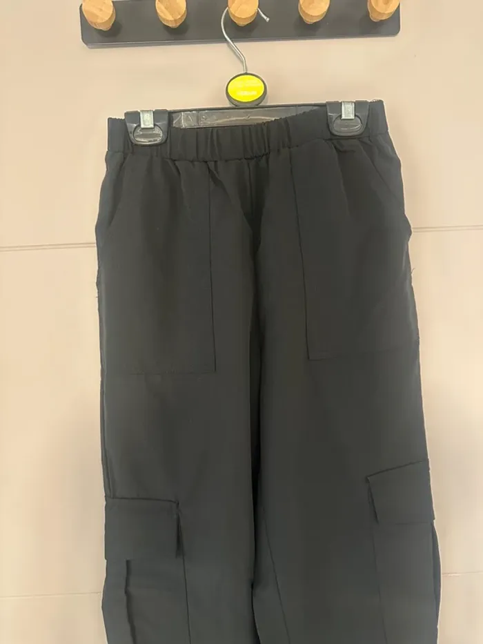 Pantalon cargo noir fluide Shein – Taille 11/12 ans - photo numéro 3