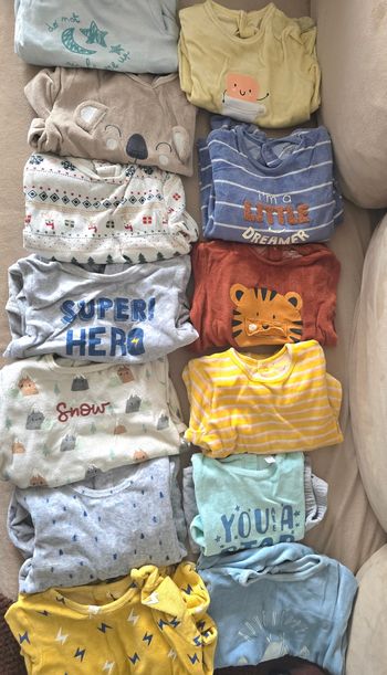 13 Pyjamas 23 mois 