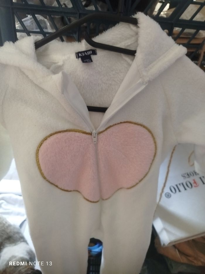 #kytie24moisfille. Combinaison a capuche taille 24 mois - photo numéro 7