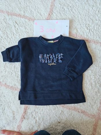 Sweat fille bleu marine marque vertbaudet 3 ans jolis details élégants