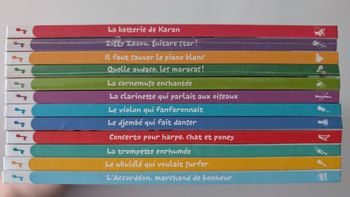 TBE, collection complète de 12 livres "en avant la musique" de McDonald's