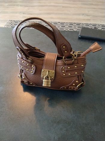 Petit sac. Style paddington
