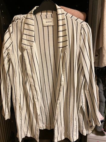 Blazer rayé en crème et noir