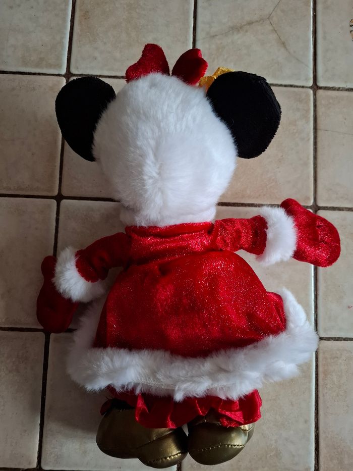 Peluche Minnie de Noël Disney Collection - photo numéro 3