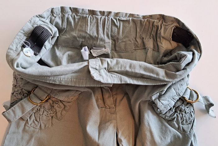 Pantalon fin kaki fille 4 ans TBE - photo numéro 5