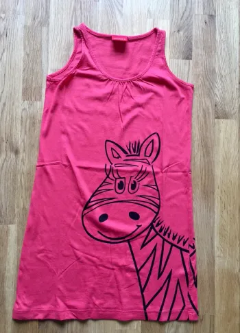 Robe longue rose orangée avec animal zèbre 6 ans