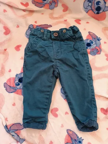 Jeans bleu Kiabi taille 9m