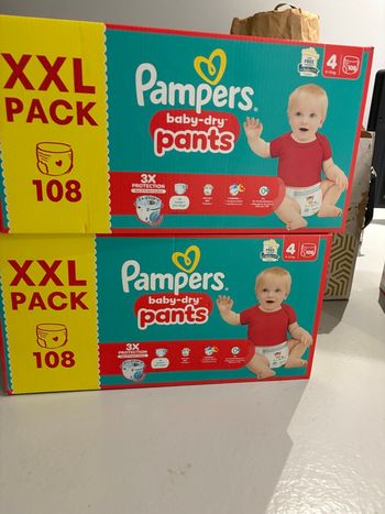 2 paquets XXL Pampers pants taille 4