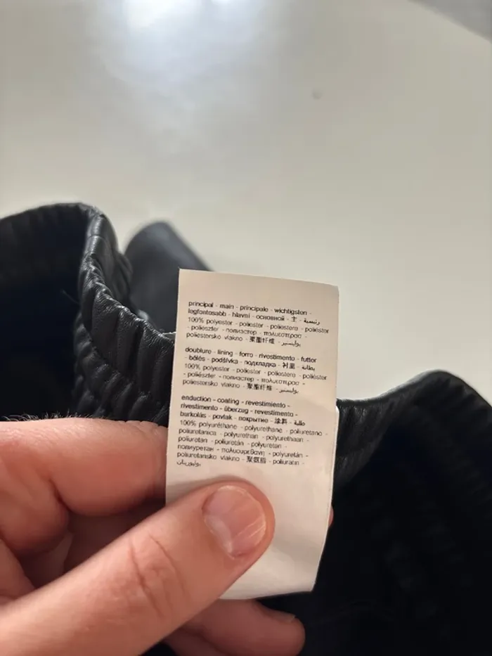 Short en cuir - photo numéro 5