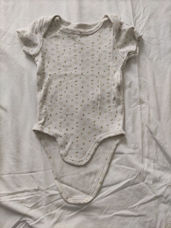 Lot bodys été 6 mois - photo numéro 6