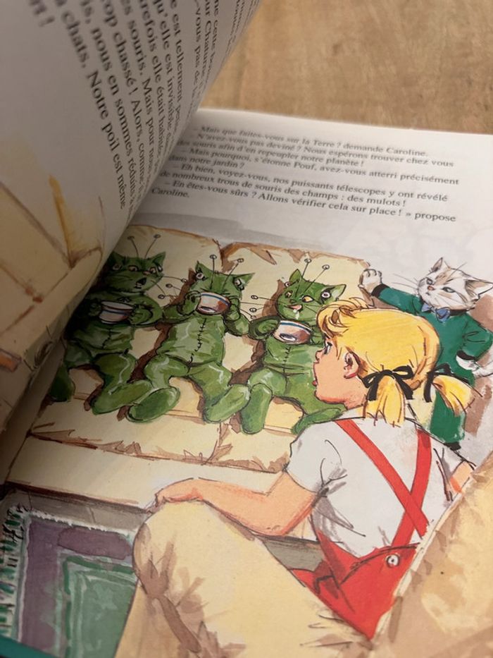 Livre rare damiers couleurs Caroline et les extraterrestres chats pouf vert Pierre Probst - photo numéro 5