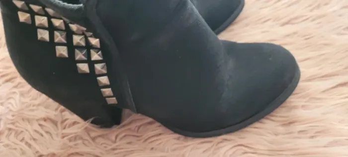 Bottines noires - photo numéro 4