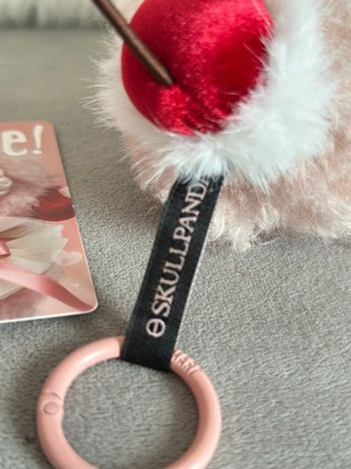 Skullpanda You found me Moldy muffin plush pendant - photo numéro 5