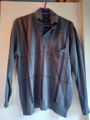 Pull gris