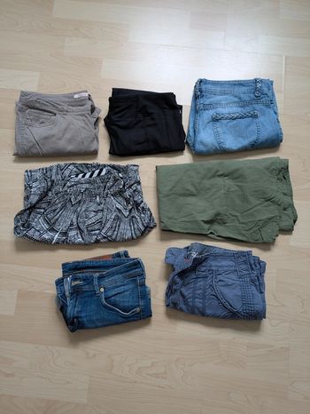 Lot pantacourt / short / jupe