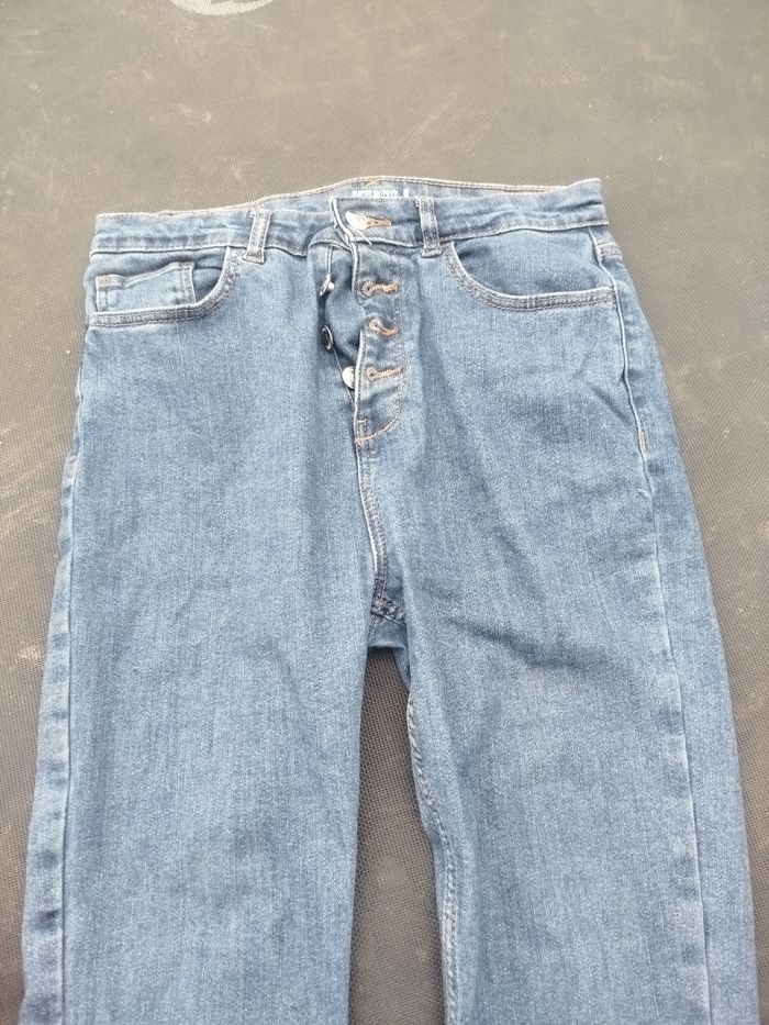Jeans 👖 - photo numéro 2