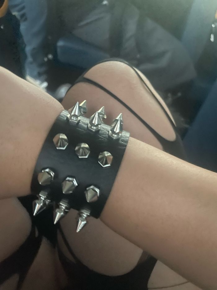 Bracelet cloué - photo numéro 2