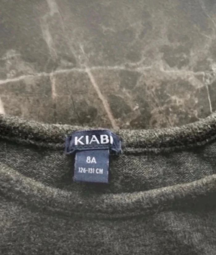 Pull kiabi 8 ans en très bon état - photo numéro 2