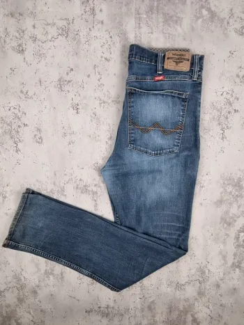 Jean slim Wrangler bleu – Taille 34x32 US / 44 FR Homme (mesures en photos)