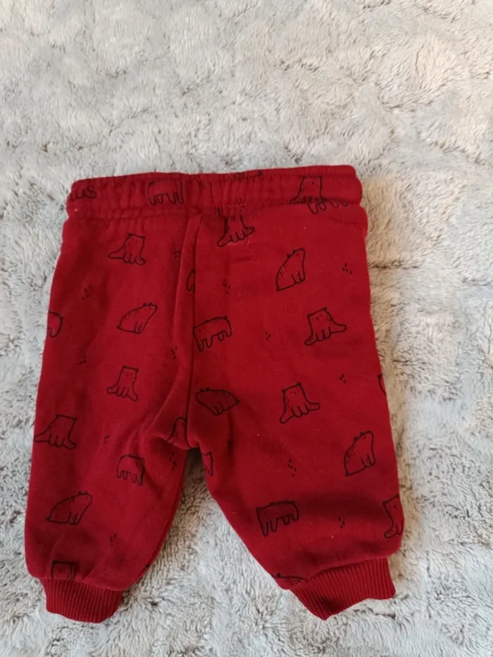 Jogging bébé 1 mois neuf 56 cm rouge ours polaire - photo numéro 2
