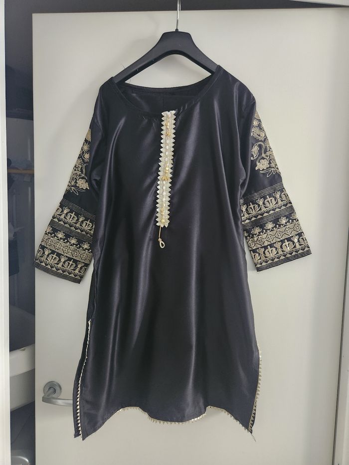 Ensemble indien noir - photo numéro 4