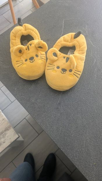 Chaussons taille 26