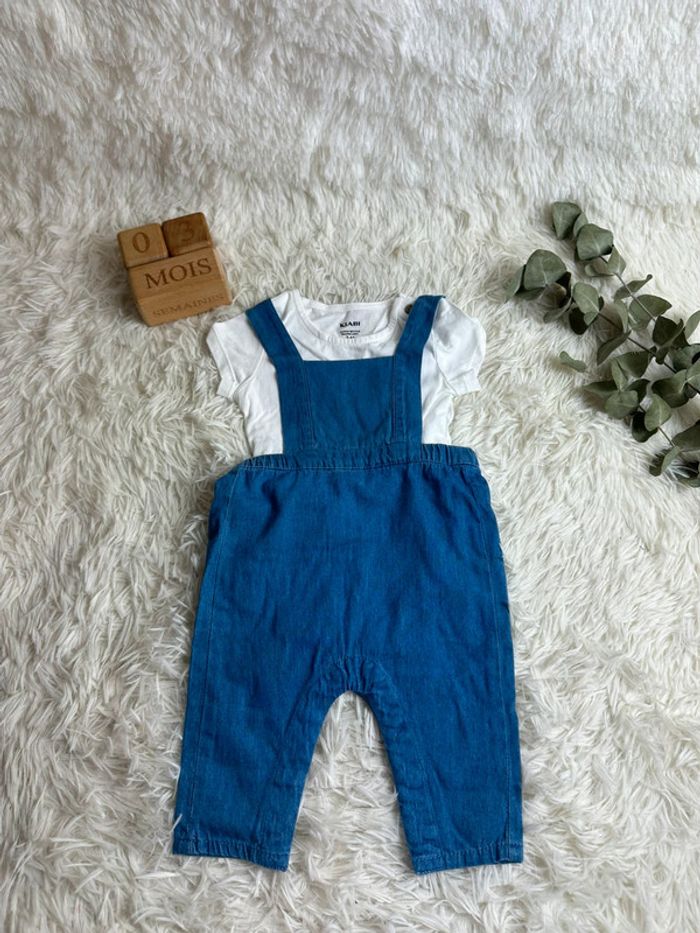 Ensemble salopette et body Kiabi taille 3 mois