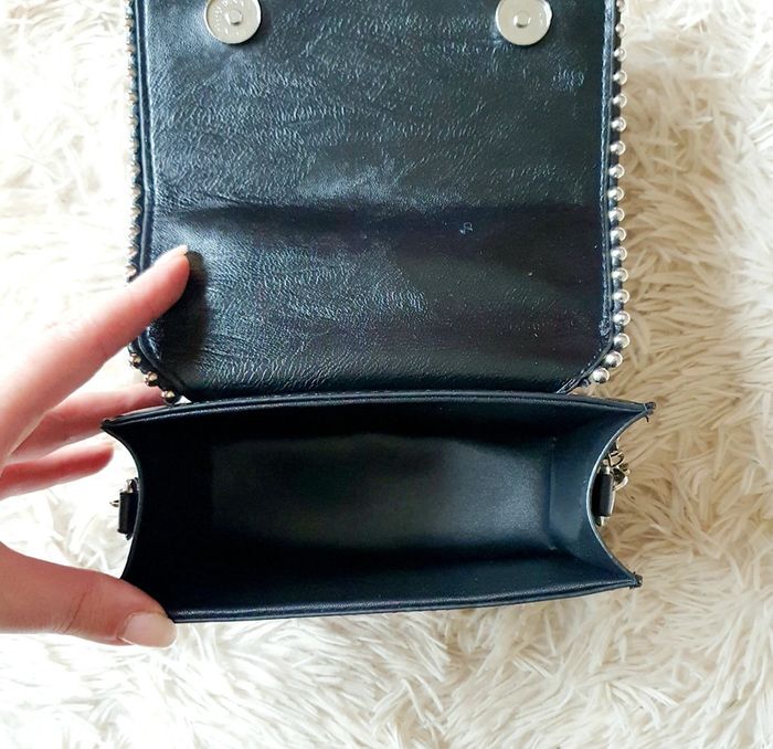 👜 Petit Sac à main pochette simili cuir noir clous boules argentées Jacqu'rock neuf bandoulière anse - photo numéro 12