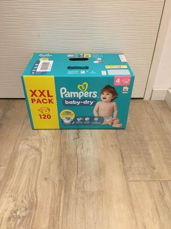 Xxl pack couches Pampers baby dry taille 4