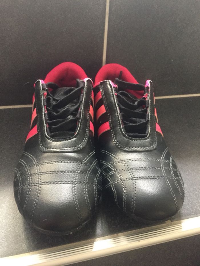 Basket Adidas noir rose Taille 38 2/3
