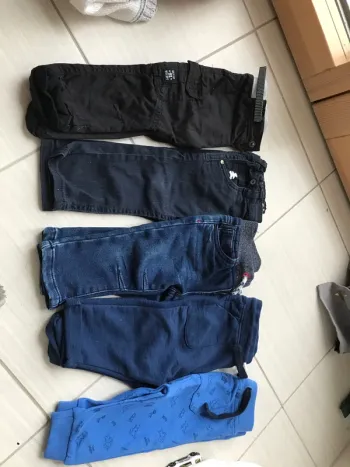 Lot pantalon jeans 12 mois gemo c&a